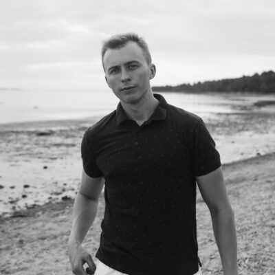 Александр Иванов